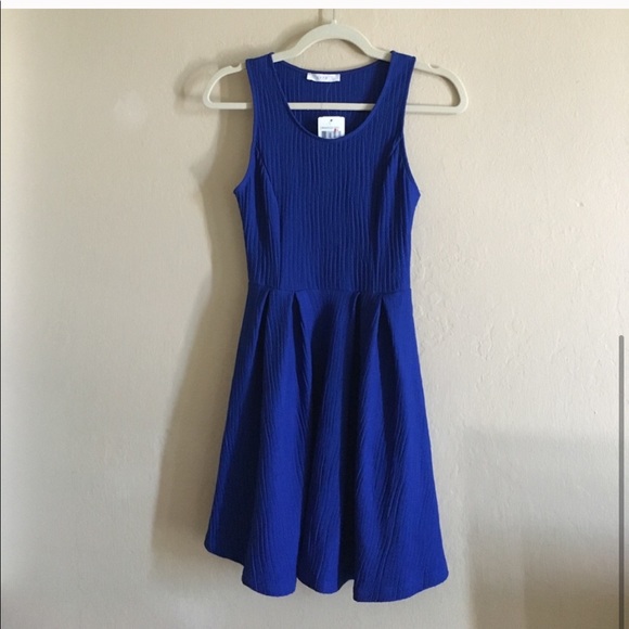 NWT 💙 Brand New LUSH Dress Size XS - Picture 4 of 4